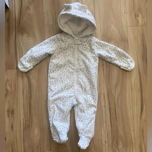 Baby Girl’s Carter’s “Little Cutie” Fleecey Snowsuit Size 12 months